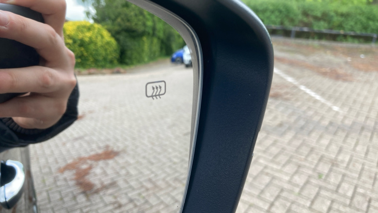 MG Hs 1.5 T-GDI Exclusive 5dr Petrol Hatchback